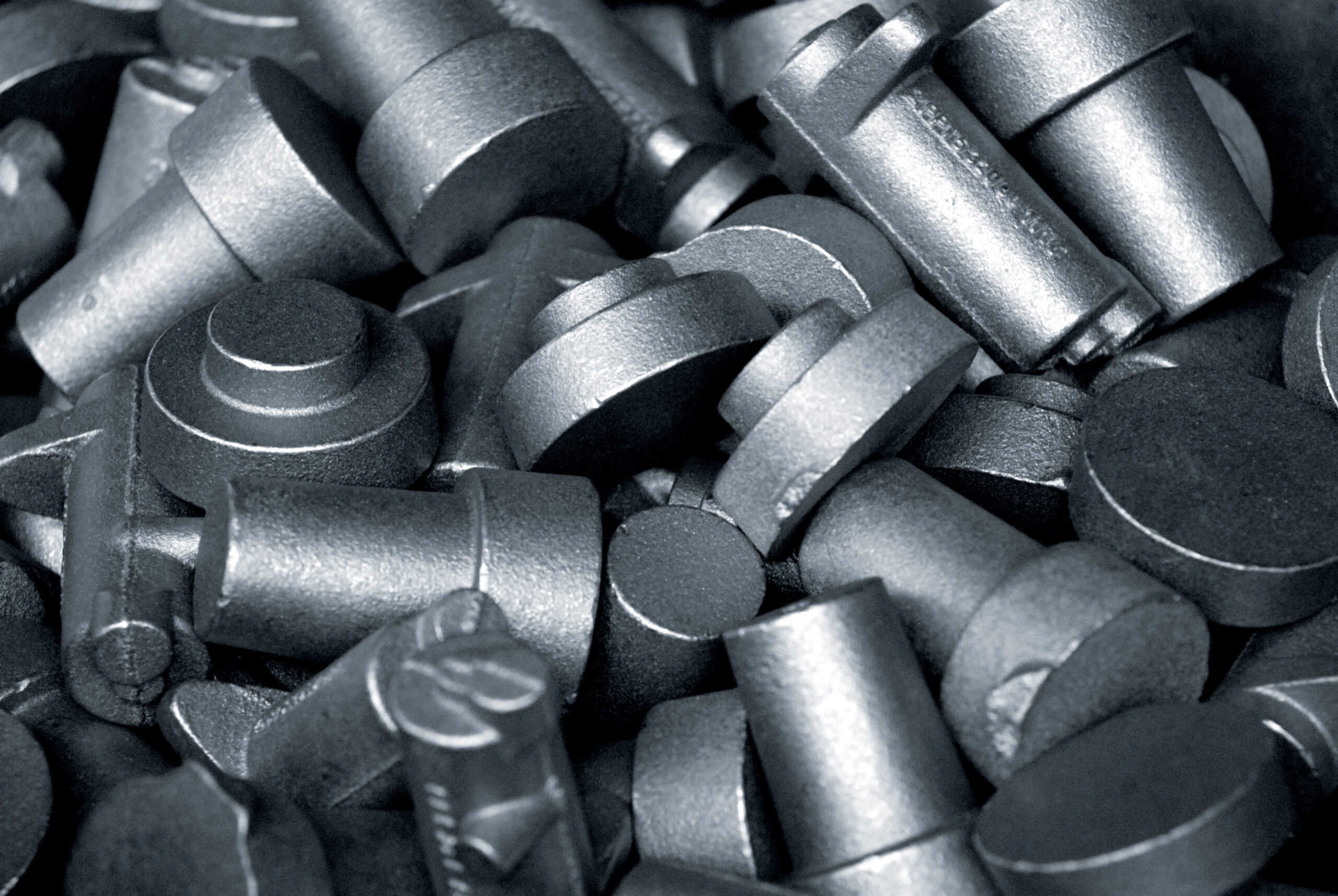 Pieces,Of,Cast,Iron